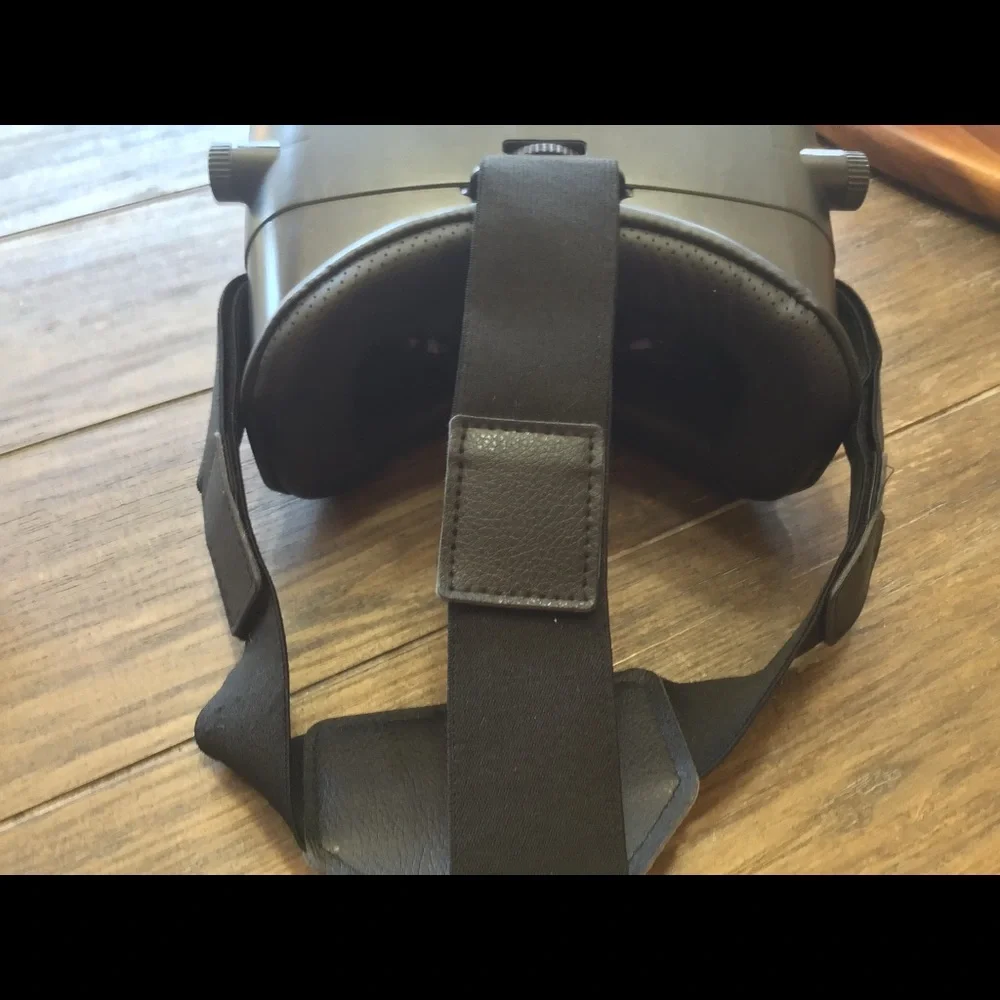 UTOPIA virtual reality headset 360°